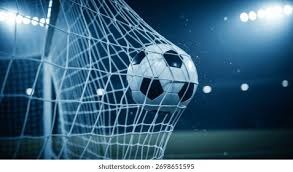 141-116！湖人擒老鹰止3连败，詹姆斯31+9+10，东契奇27+12，艾顿17+18