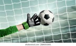 半场-莱昂纳多双响埃弗拉建功 浙江暂3-0梅州客家