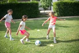 德州扑克翻牌前 RFI 范围全解析：为什么你不能玩太松？（德州扑克翻前 RFI 范围详解：为何不该打得太松？）