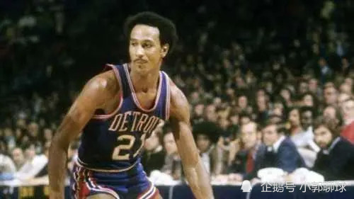 球员位置上 球员位置上